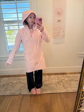 Lululemon Light Pink Hooded Rain Jacket Sz 6